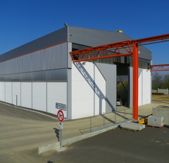 EXTENSION DE L'USINE SOUTRENON-PREFATECH A POUILLY-SOUS-CHARLIEU (42) 