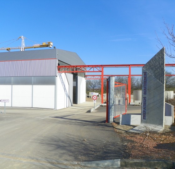 EXTENSION DE L'USINE SOUTRENON-PREFATECH A POUILLY-SOUS-CHARLIEU (42) 