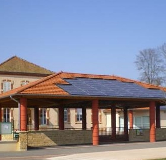 ECOLE PUBLIQUE SAINT-NIZIER-SOUS-CHARLIEU (42)