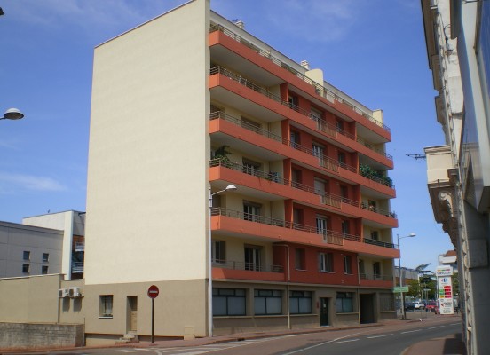 RENOVATION ENERGETIQUE D'UN ENSEMBLE DE 17 LOGEMENTS A ROANNE (42) 