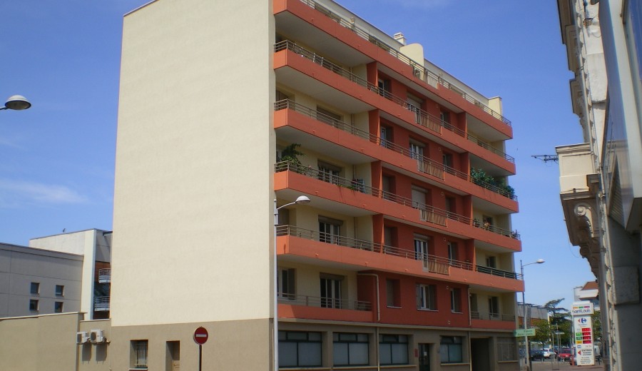 RENOVATION ENERGETIQUE D'UN ENSEMBLE DE 17 LOGEMENTS A ROANNE (42) 