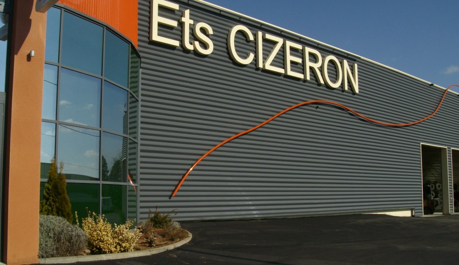 EXTENSION ET RESTRUCTURATION D'UNE UNITE DE PRODUCTION DES ETABLISSEMENTS CIZERON A BRIENNON (42)